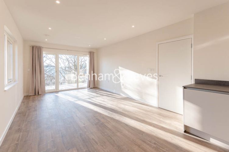 2  bedrooms flat to rent in Bittacy Hill, Hampstead, NW7-image 1