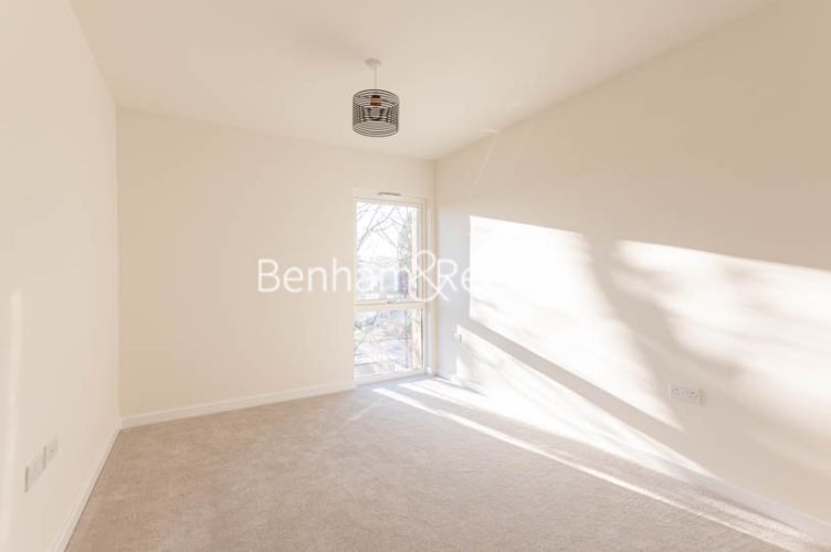 2 bedrooms flat to rent in Bittacy Hill, Hampstead, NW7-image 8