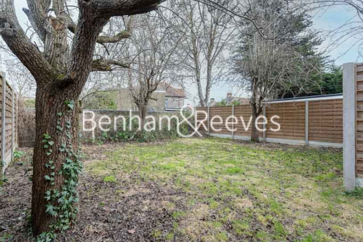 2 bedrooms flat to rent in The Ridgeway, Golders Green, NW11-image 15