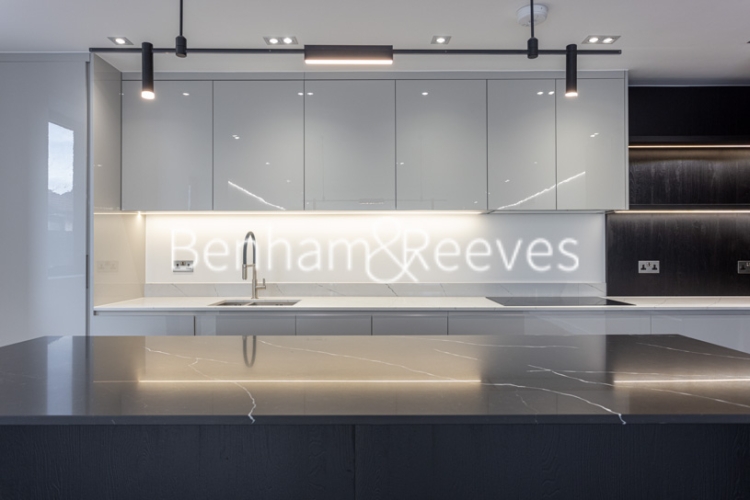 2  bedrooms flat to rent in The Ridgeway, Golders’s green, NW11-image 2