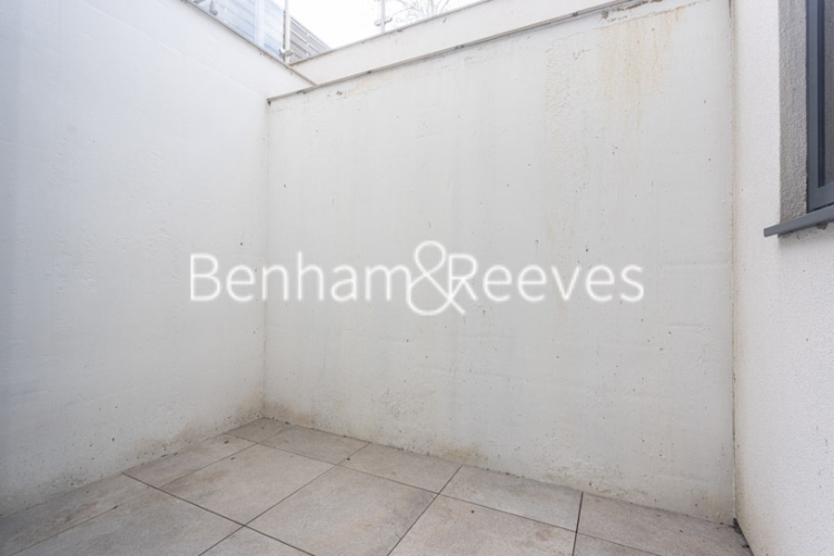 2  bedrooms flat to rent in The Ridgeway, Golders’s green, NW11-image 14
