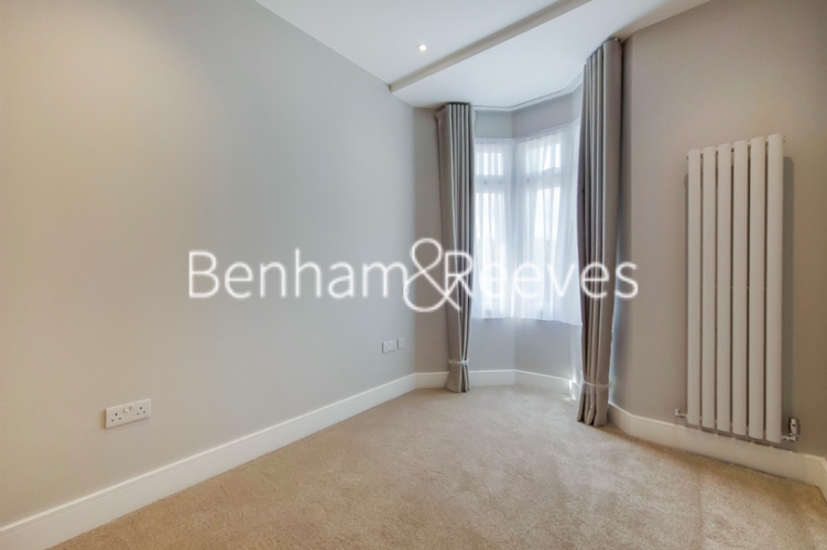 3 bedrooms flat to rent in The drive, Golder green, NW11-image 11
