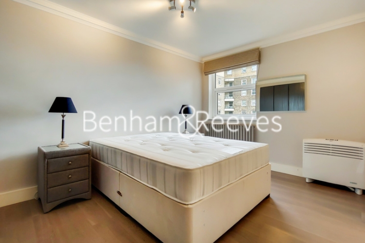 3 bedrooms flat to rent in Boydell Court, St. Johns Wood Park, NW8-image 3