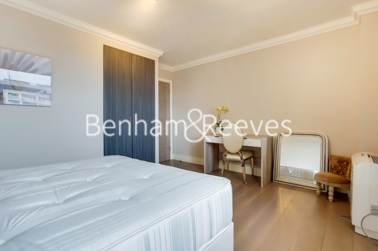 3  bedrooms flat to rent in Boydell Court, St. Johns Wood Park, NW8-image 13