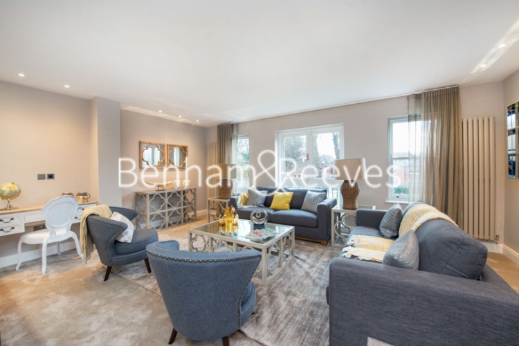 3  bedrooms flat to rent in Lyndhurst Road, Hampstead, NW3-image 1