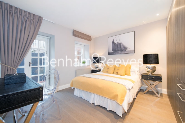 3 bedrooms flat to rent in Lyndhurst Road, Hampstead, NW3-image 4