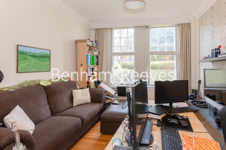 1 bedroom flat to rent in Frognal, Hampstead, NW3-image 1