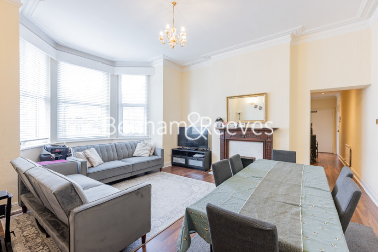 3  bedrooms flat to rent in Langland Mansions, Hampstead, NW3-image 7