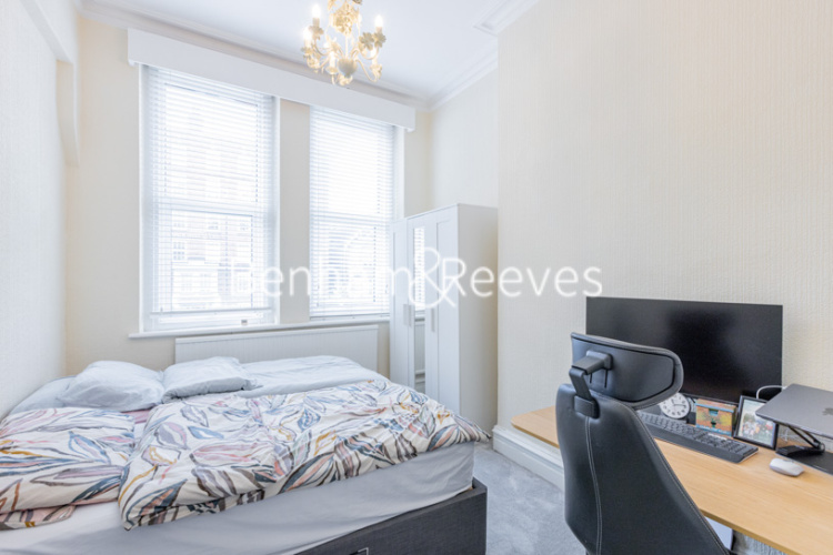 3 bedrooms flat to rent in Langland Mansions, Hampstead, NW3-image 15