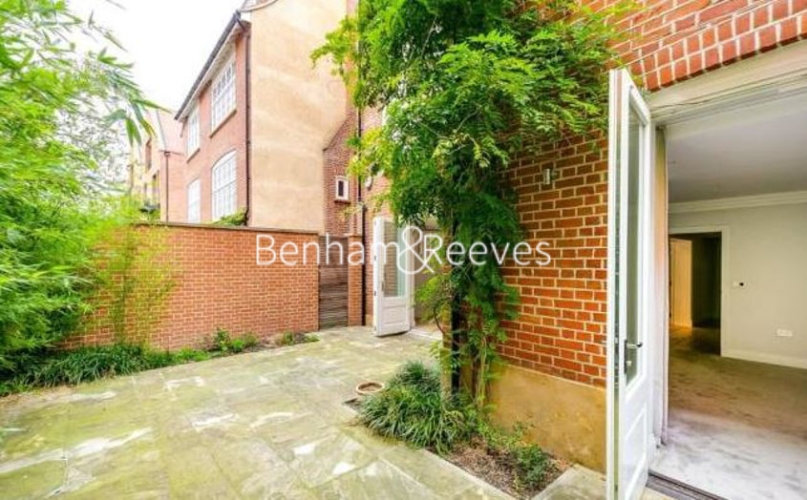 3  bedrooms flat to rent in Kidderpore Gardens, Hampstead, NW3-image 5