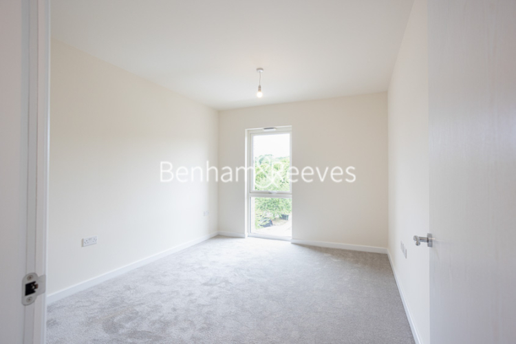 2  bedrooms flat to rent in Inglis Way, Hampstead, NW7-image 12