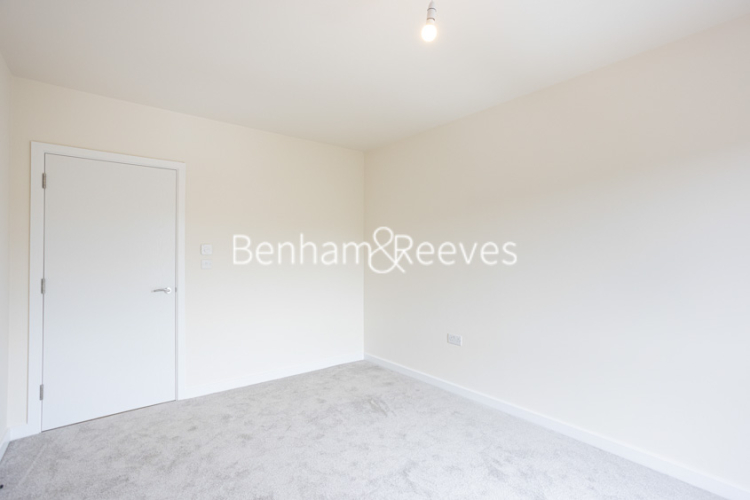 2  bedrooms flat to rent in Inglis Way, Hampstead, NW7-image 16