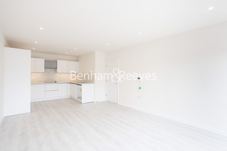 2  bedrooms flat to rent in Inglis Way, Hampstead, NW7-image 17