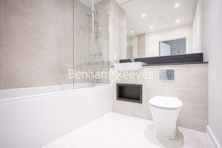 1  bedroom flat to rent in Inglis Way, Hampstead, NW7-image 4