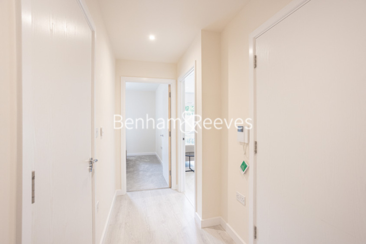 1  bedroom flat to rent in Inglis Way, Hampstead, NW7-image 10