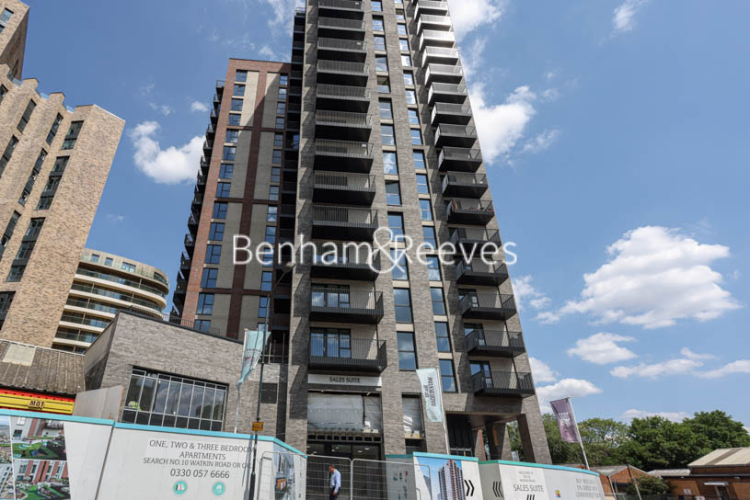 2  bedrooms flat to rent in North End Road, Wembley, HA9-image 17