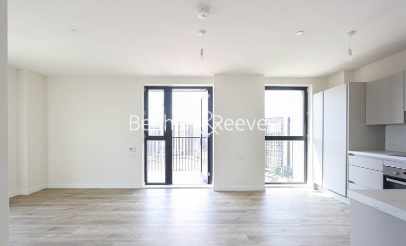 2  bedrooms flat to rent in North End Road, Wembley, HA9-image 18