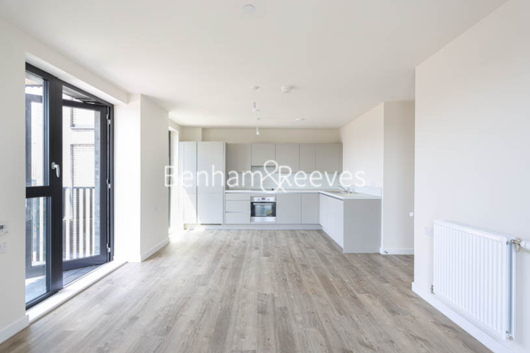 2  bedrooms flat to rent in North End Road, Wembley, HA9-image 19