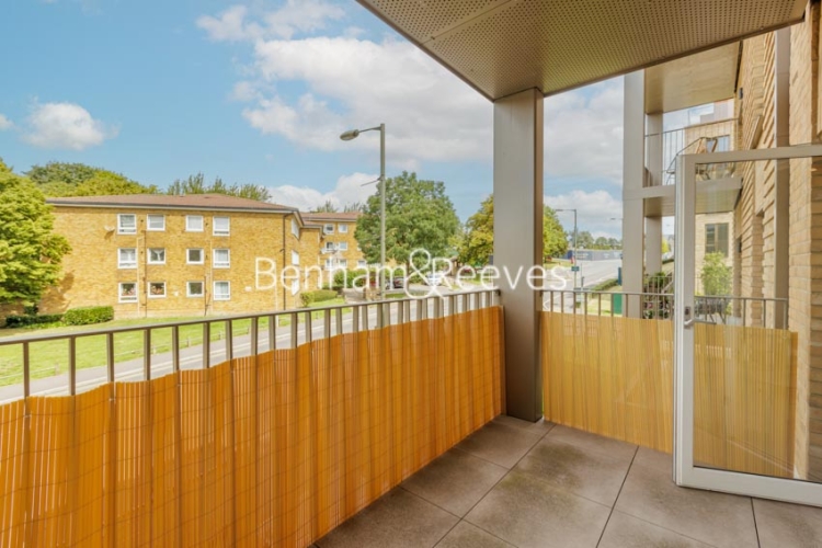 2 bedrooms flat to rent in Inglis Way, Hampstead, NW7-image 9