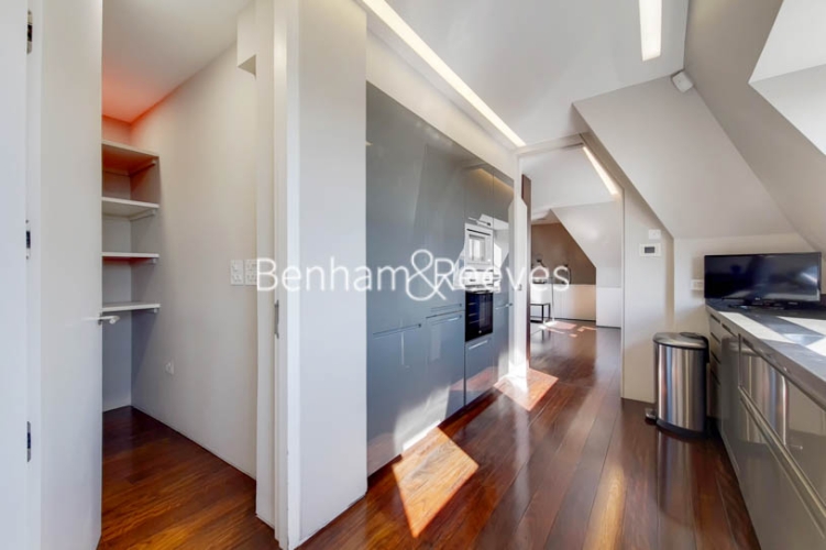 2 bedrooms flat to rent in Boydell Court, Hampstead, NW8-image 8