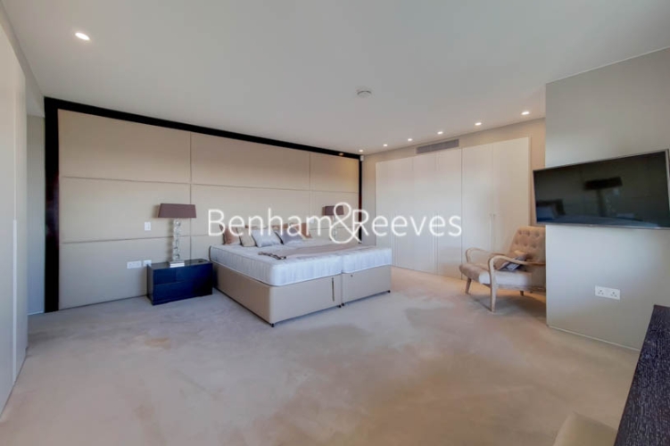 2 bedrooms flat to rent in Boydell Court, Hampstead, NW8-image 13