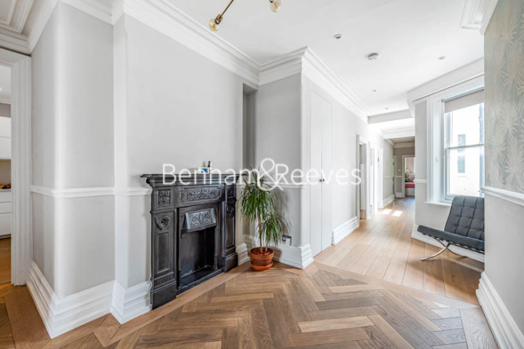 4  bedrooms flat to rent in Arkwright Mansions, Hampstead, NW3-image 11