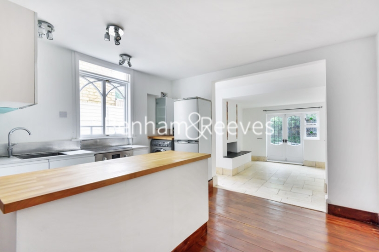 2  bedrooms flat to rent in Lisburne Road, Hampstead, NW3-image 8