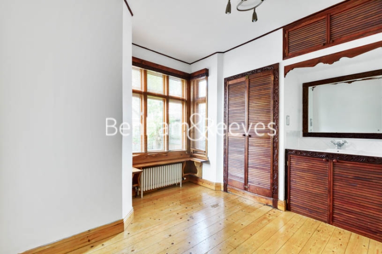 2  bedrooms flat to rent in Lisburne Road, Hampstead, NW3-image 10