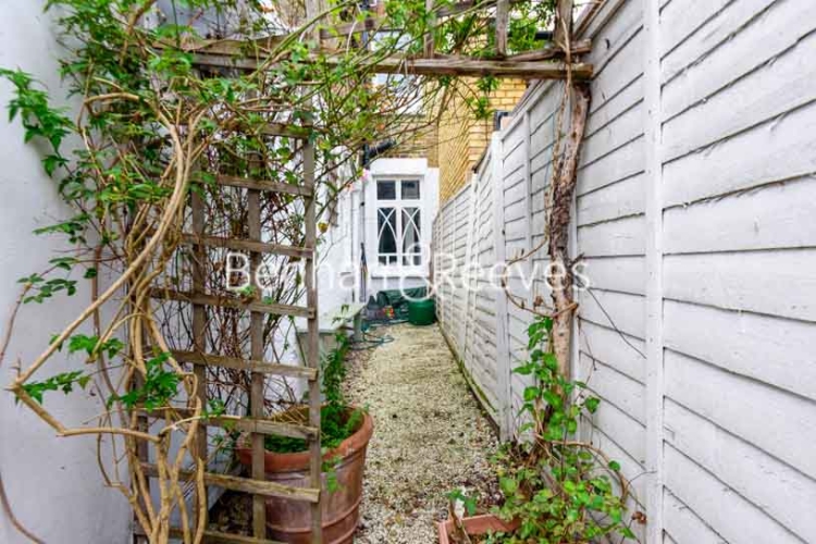2  bedrooms flat to rent in Lisburne Road, Hampstead, NW3-image 17