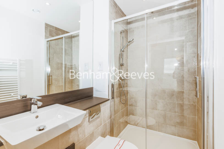 2 bedrooms flat to rent in Hendon Riverside, West Hendon, NW9-image 4