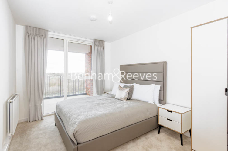 2 bedrooms flat to rent in Hendon Riverside, West Hendon, NW9-image 6