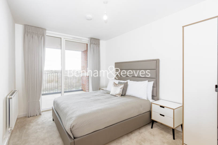 2  bedrooms flat to rent in Hendon Riverside, West Hendon, NW9-image 6