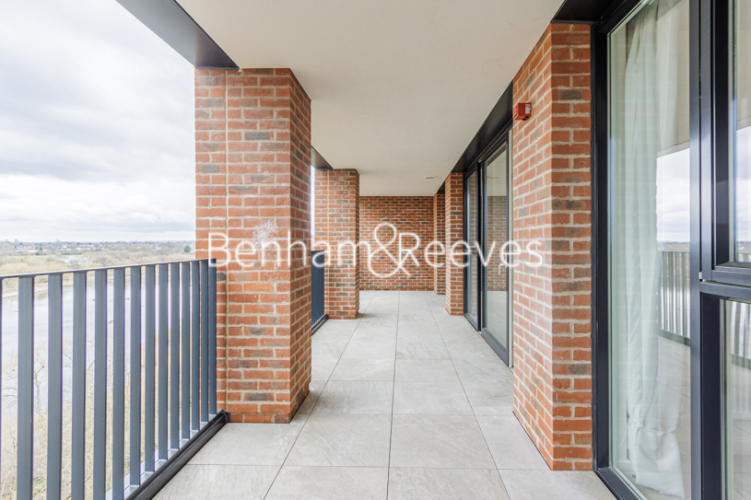 2 bedrooms flat to rent in Hendon Riverside, West Hendon, NW9-image 12