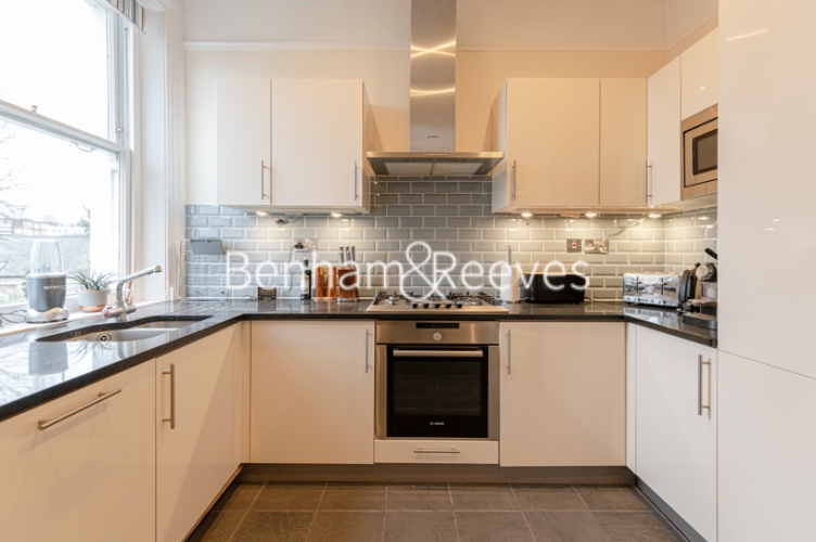 3 bedrooms flat to rent in Hampstead Lane, Hampstead, N6-image 2