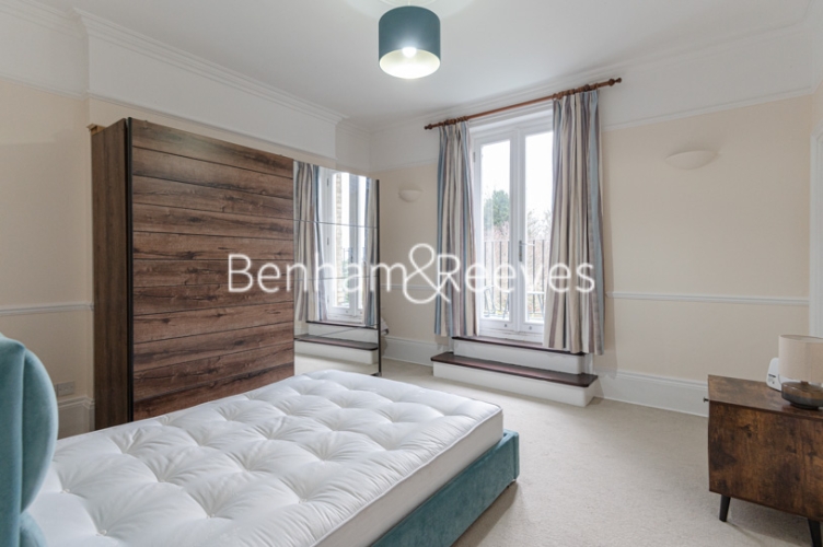 3 bedrooms flat to rent in Hampstead Lane, Hampstead, N6-image 14