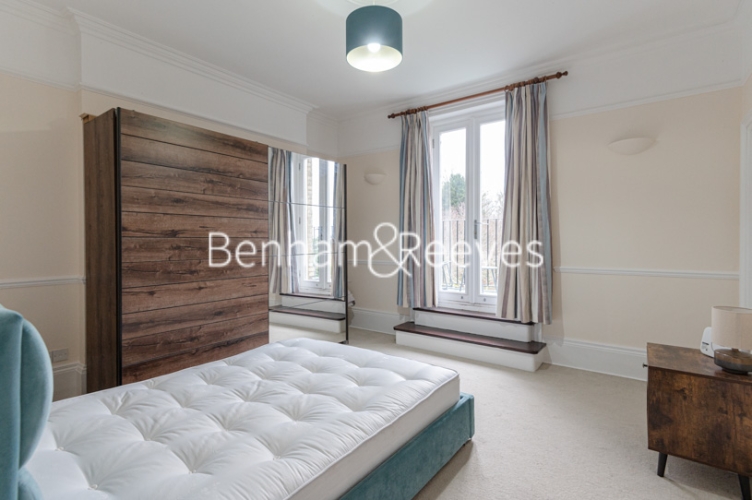 3  bedrooms flat to rent in Hampstead Lane, Hampstead, N6-image 14
