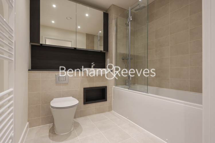 2  bedrooms house to rent in Fritillary Apartments, Harewood Avenue, NW7-image 4