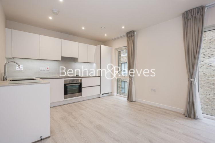 2 bedrooms flat to rent in Fritillary Apartments, Harewood Avenue, NW7-image 8