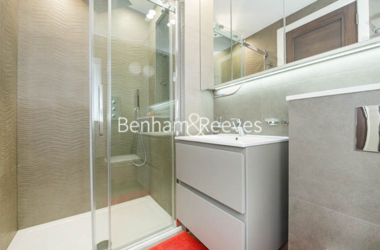 3 bedrooms flat to rent in Lyndhurst Road, Hampstead, NW3-image 4