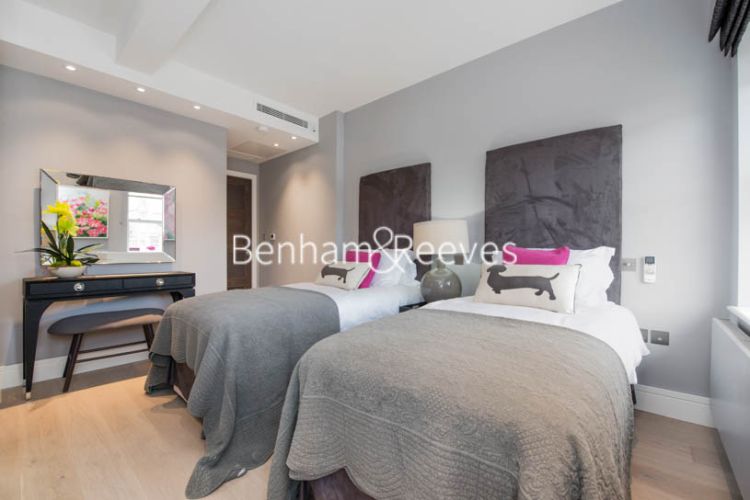 3 bedrooms flat to rent in Lyndhurst Road, Hampstead, NW3-image 11