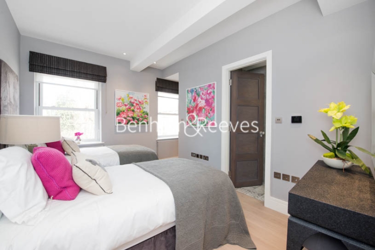 3 bedrooms flat to rent in Lyndhurst Road, Hampstead, NW3-image 14