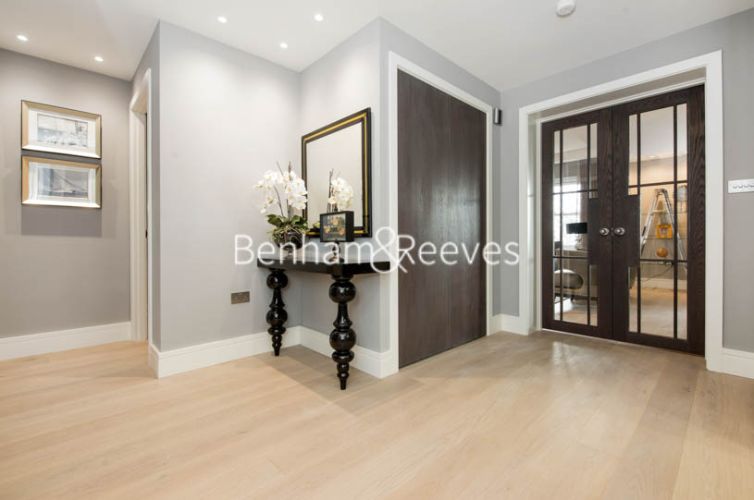 3 bedrooms flat to rent in Lyndhurst Road, Hampstead, NW3-image 16