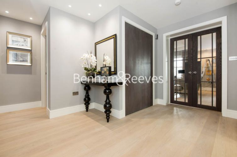 3  bedrooms flat to rent in Lyndhurst Road, Hampstead, NW3-image 16
