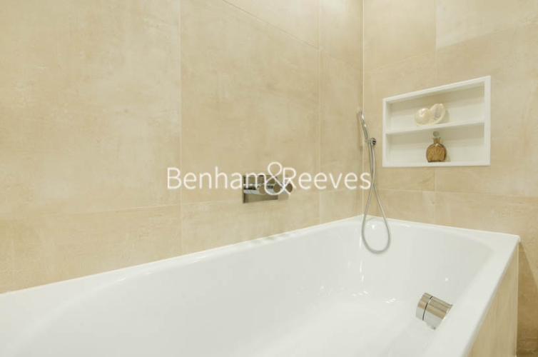 3 bedrooms flat to rent in Lyndhurst Road, Hampstead, NW3-image 18