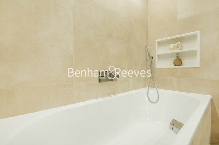 3  bedrooms flat to rent in Lyndhurst Road, Hampstead, NW3-image 18