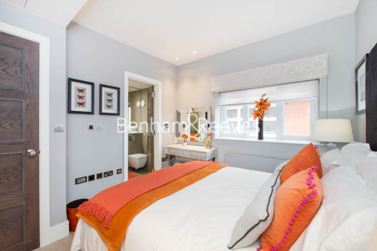3  bedrooms flat to rent in Lyndhurst Road, Hampstead, NW3-image 20