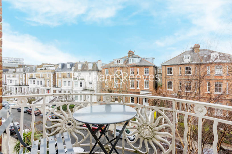 3  bedrooms flat to rent in Adamson Road, Hampstead, NW3-image 5