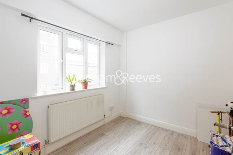 2 bedrooms flat to rent in Embassy House, Hampstead, NW6-image 8