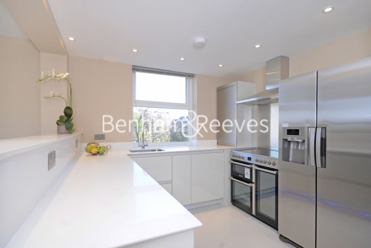 3  bedrooms flat to rent in Boydell Court, St. Johns Wood Park, NW8-image 2