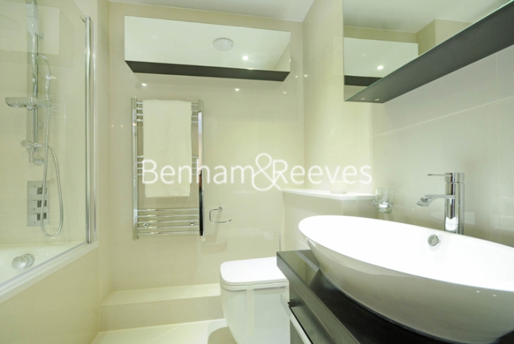 3 bedrooms flat to rent in Boydell Court, St. Johns Wood Park, NW8-image 9
